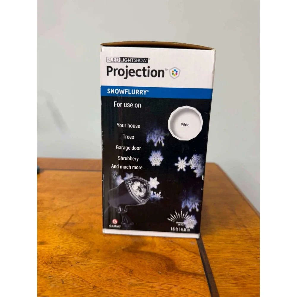 Gemmy LED Lightshow Projection Snowflurry White Turning Swirling Light 14382